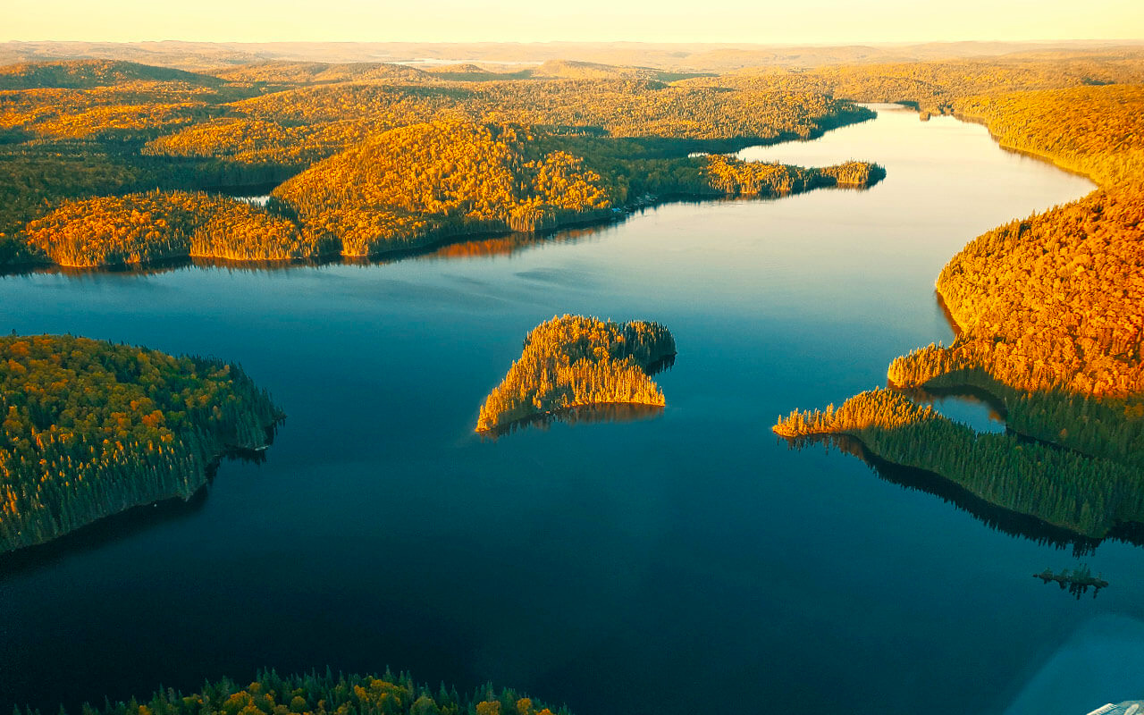 air-tamarac_pourvoirie-canadienne-de-chasse-peche-taxi-aerien_chasse-lac-sauterelle_bandeau1