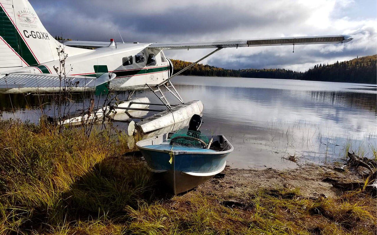 air-tamarac_pourvoirie-canadienne-de-chasse-peche-taxi-aerien_chasse-lac-sauterelle_forfaits